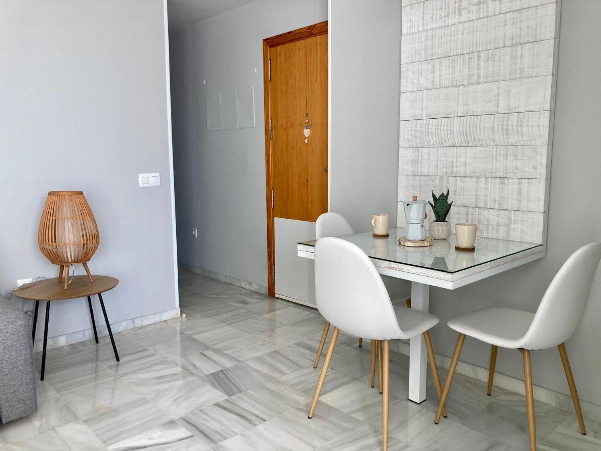 Atico Valdelagrana Playa - Aire Acondicionado Y Piscina Apartment El Puerto de Santa Maria Ngoại thất bức ảnh